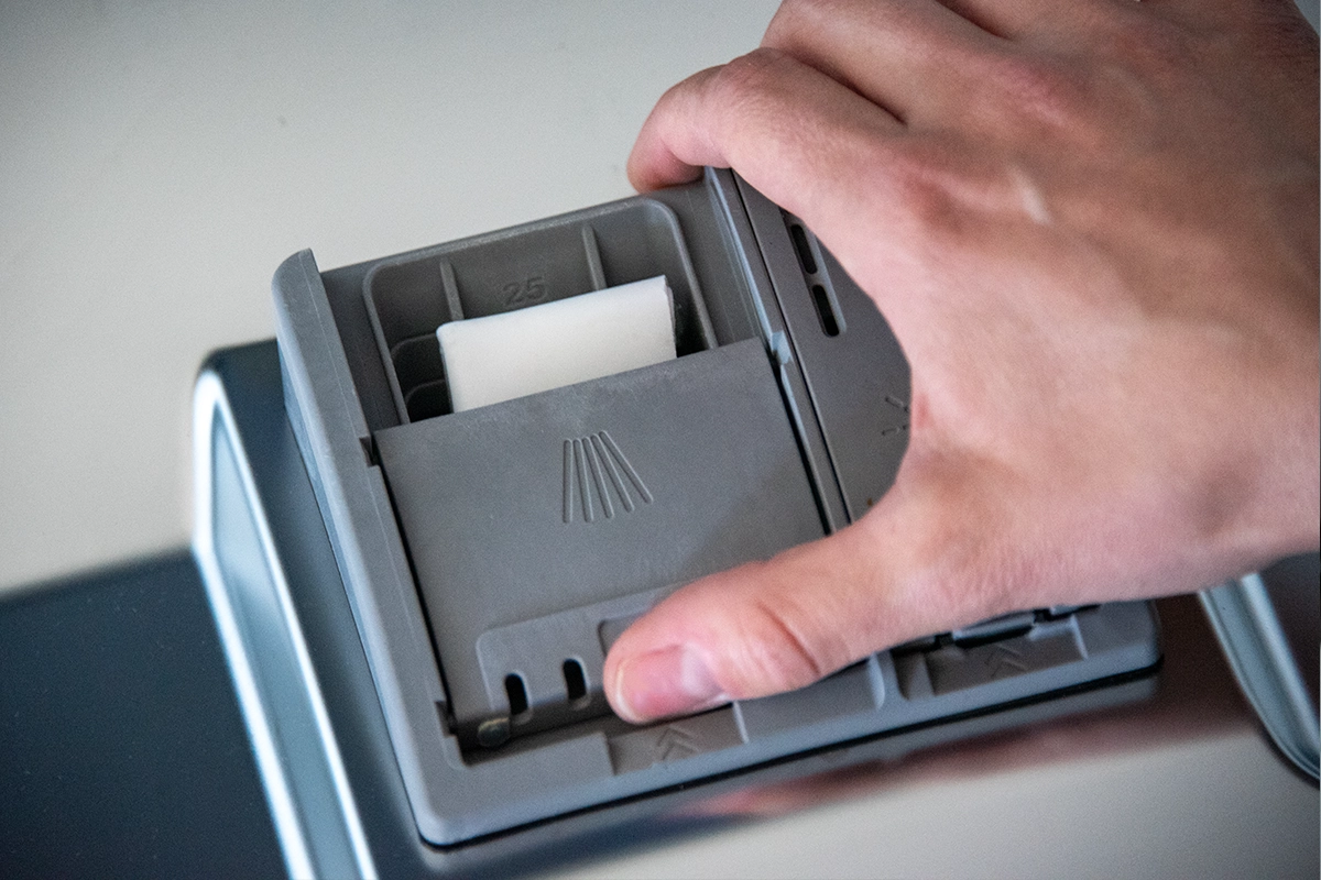 Mothers Earth Natural Detergent